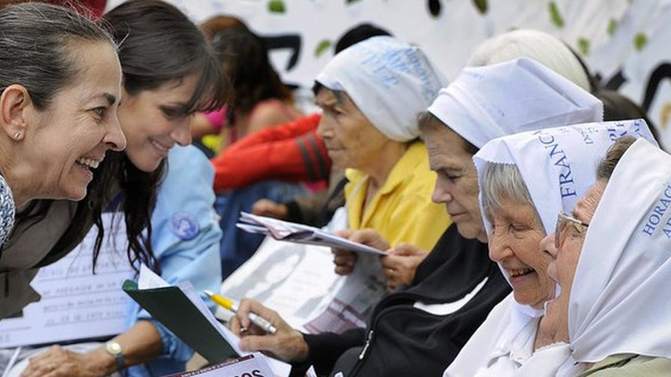 Plaza de Mayo activists at a ceremony in 2009