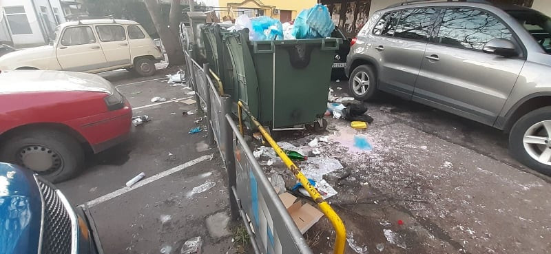 Foto/T.S. smeće u Sinđelićevoj

