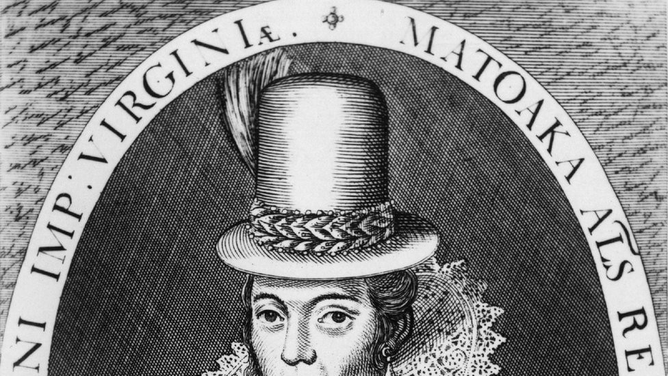 Na portretu Pokahontas iz otprilike 1617. godine ona može da se vidi u evropskoj haljini