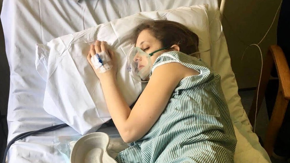 Sophie Robehmed in hospital after the laparoscopy (June 2018)