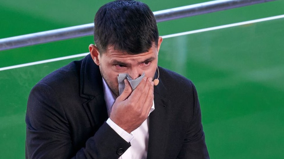 Sergio Aguero cries