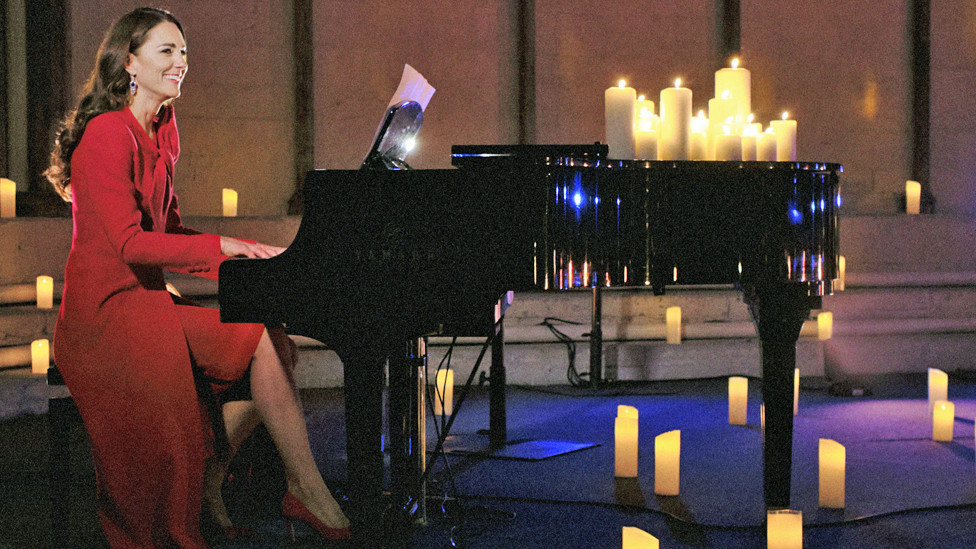 Duchess of Cambridge playing the piano at a community carol service at Westminster Abbey on 24 December 2021