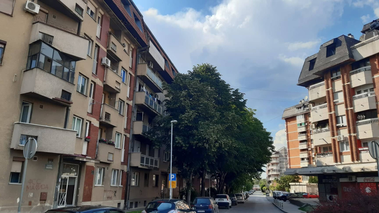 Foto/ T.S. Centar grada naselje Đura zgrade
