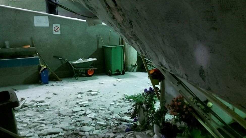 urušavanje krova u starom Merkatoru