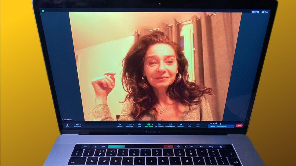 Yzabel on a computer screen