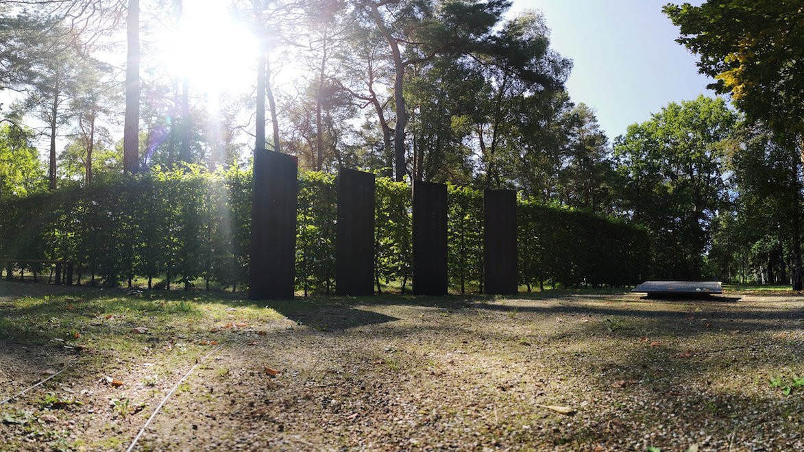 Jugoslovensko groblje u Lukenvaldu