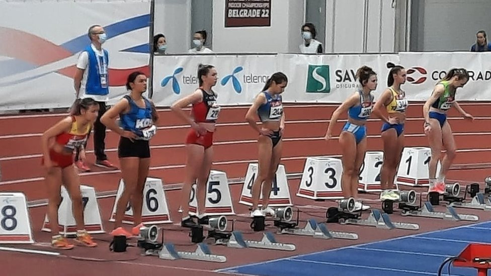 Kosovska takmičarka