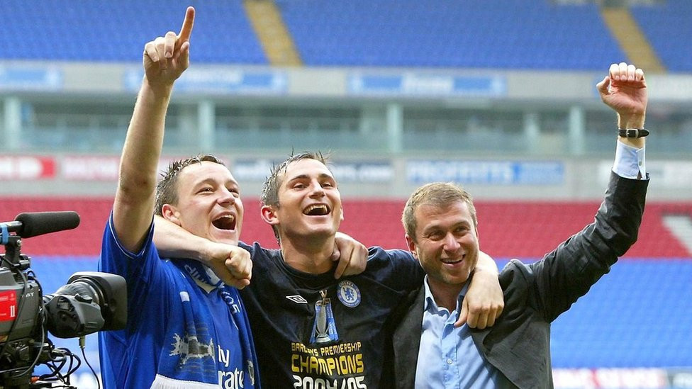 Abramovič sa Džonom Terijem i Frenkom Lampardom, nekadašnjim igračima Čelsija