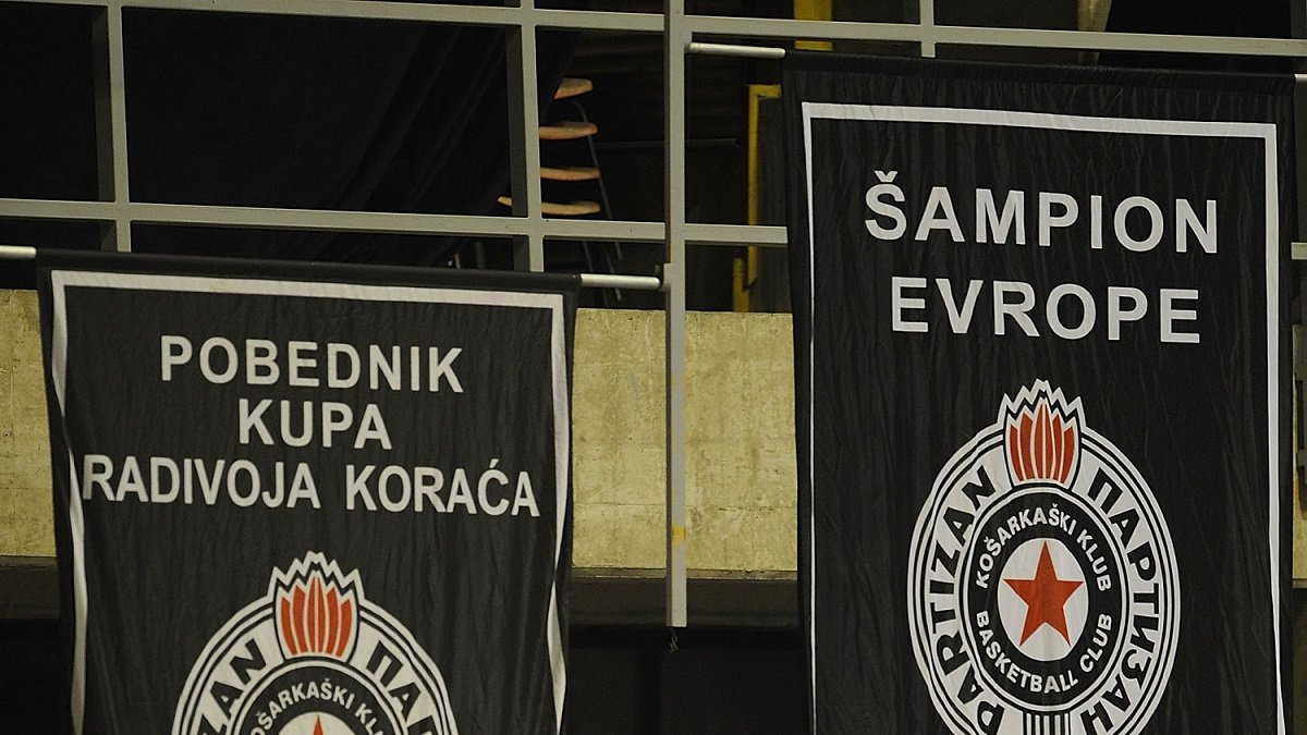 Partizan zastave