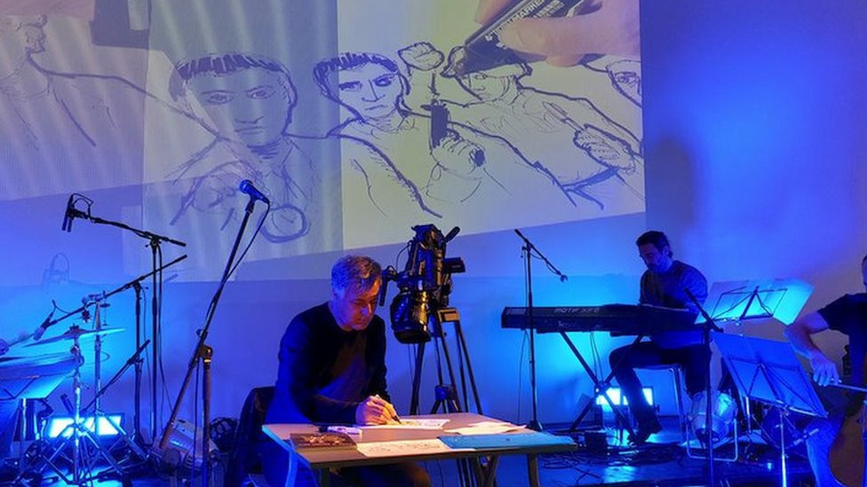 Zograf i bend Malebolge na promociji knjige "Priče iz Drugog rata"