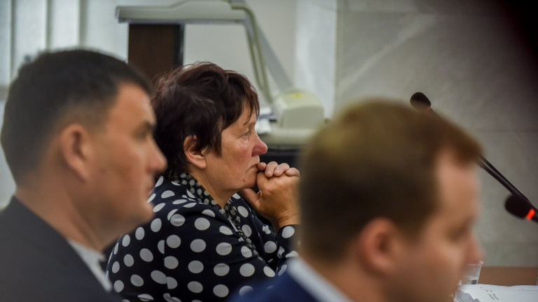 Image shows Kateryna Shelipova at trial