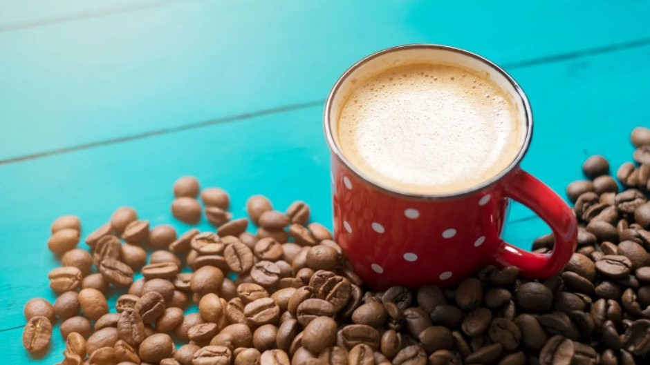 Kompanije za kafu obično ne uklanjaju kofein same - to rade specijalizovane kompanije