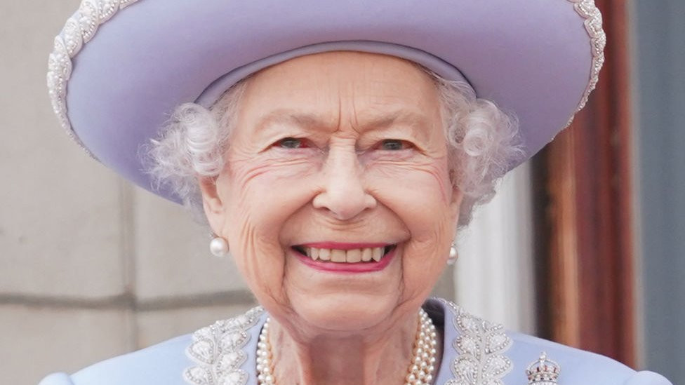 Kraljica Elizabeta II na balkonu Bakingemske palate