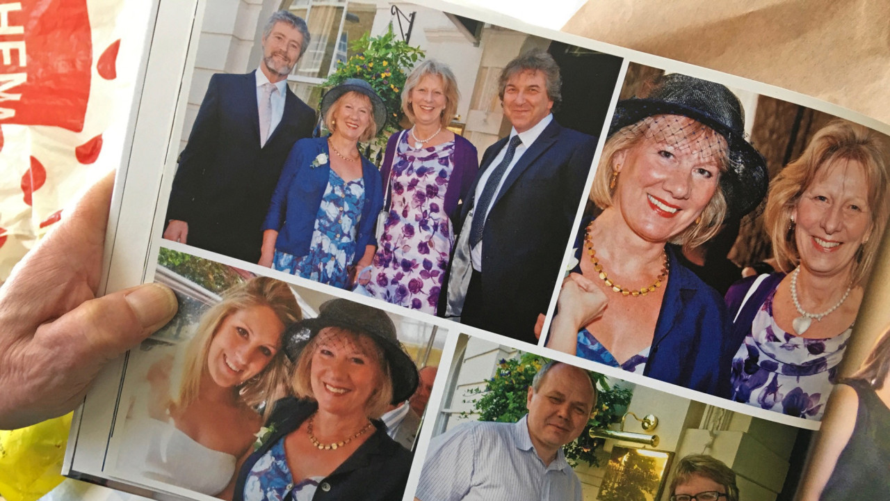 Fotografiя iz semeйnogo alьboma vo vremя vizita Irinы Lomtevoй k rodstvennikam v Velikobritaniю