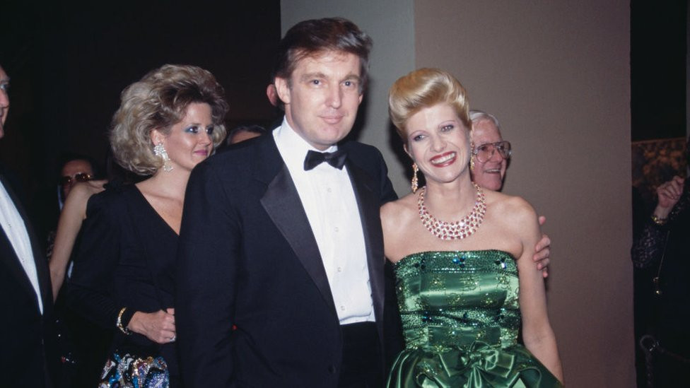 Image shows Donald and Ivana Trump in 1987