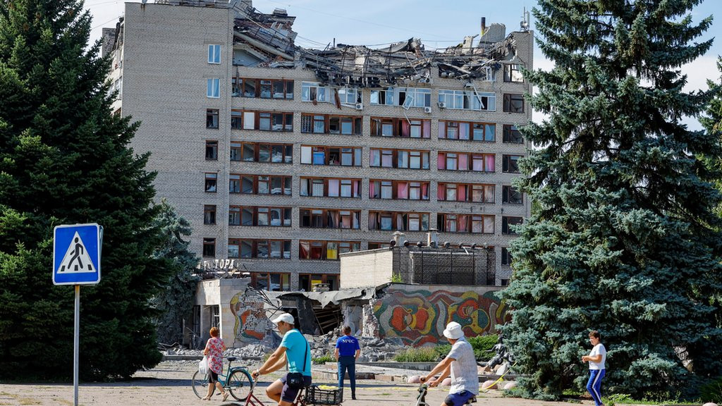 Oštećen hotel u Svetlodarsku