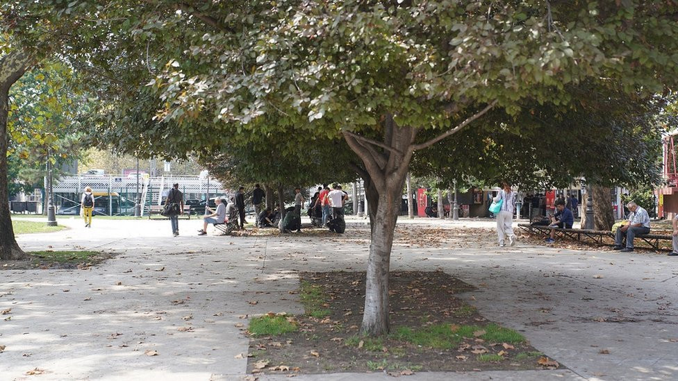 park kod autobuske stanice