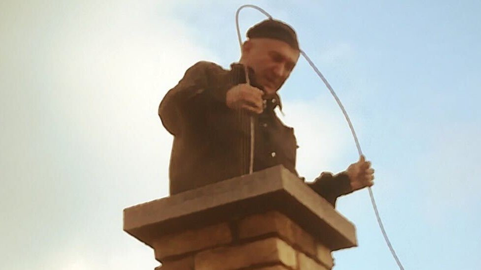 Momo Karadarević je jedini užički profesionalni odžačar, iz milošte ga zovu Odžačarević