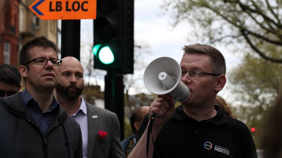 Stiv Tejlor je član Evropske asocijacije organizatora Prajda