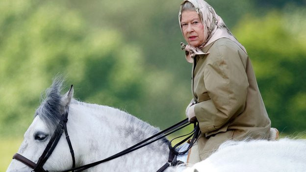Kraljica je nastavila da jaše konje i kada je ušla u 90-e godine života