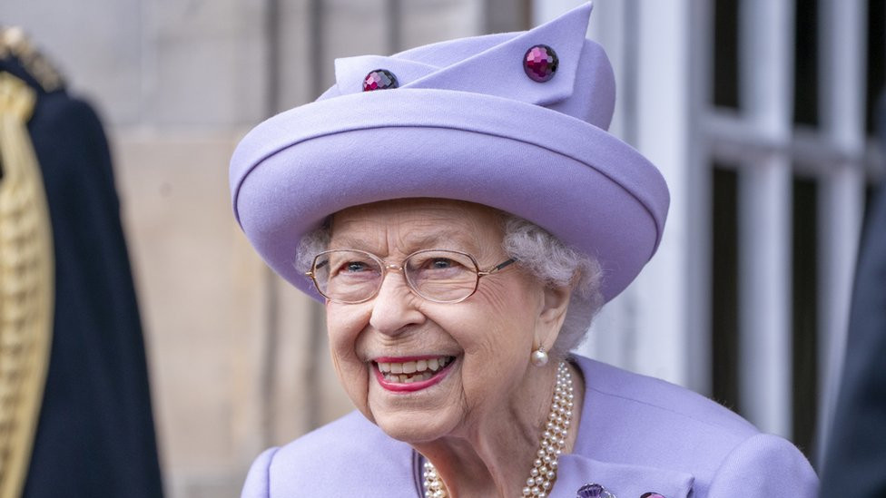 Queen Elizabeth II attends an armed forces act of loyalty parade in the gardens of the Palace of Holyroodhouse, Edinburgh, as they mark her platinum jubilee in Scotland. The ceremony was part of the Queen's traditional trip to Scotland for Holyrood Week. Picture taken on 28 June 2022