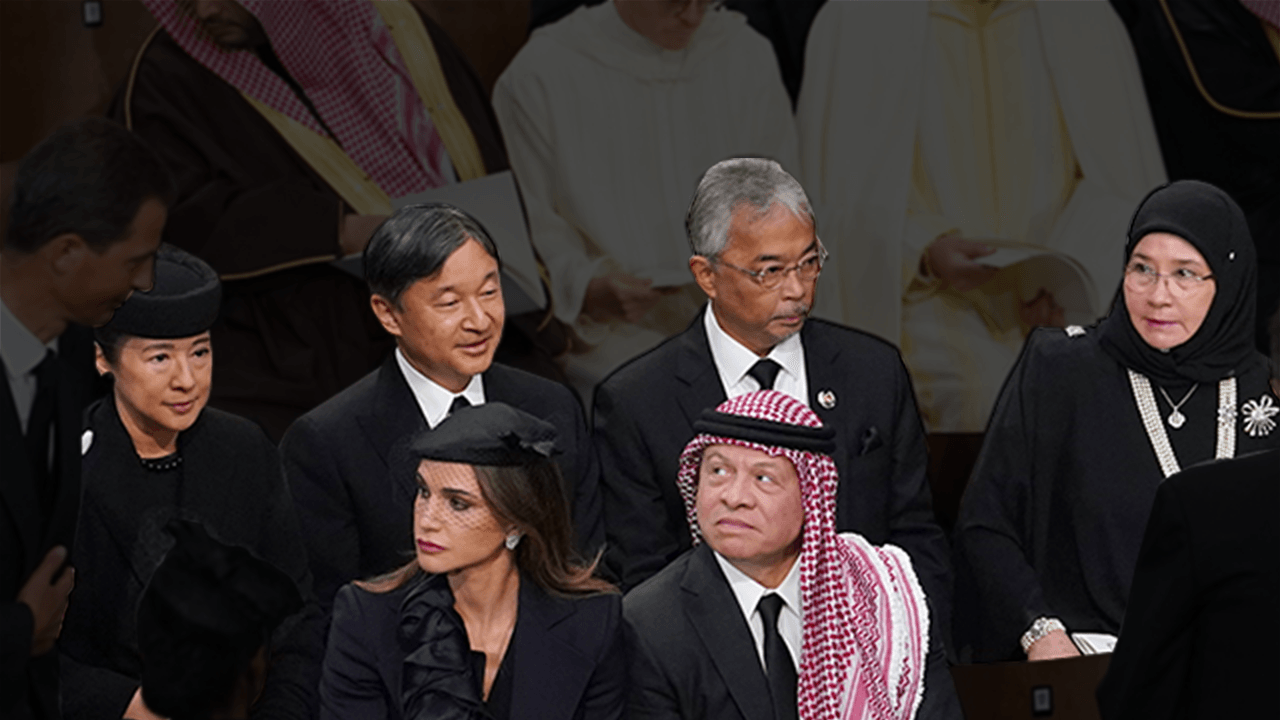 Empress Masako and Emperor Naruhito of Japan, Malaysia's King Sultan Abdullah Sultan Ahmad Shah (and Queen Tunku Azizah Aminah Maimunah Iskandariah, and in front of them King Abdullah II and Queen Rania Al-Abdullah of Jordan