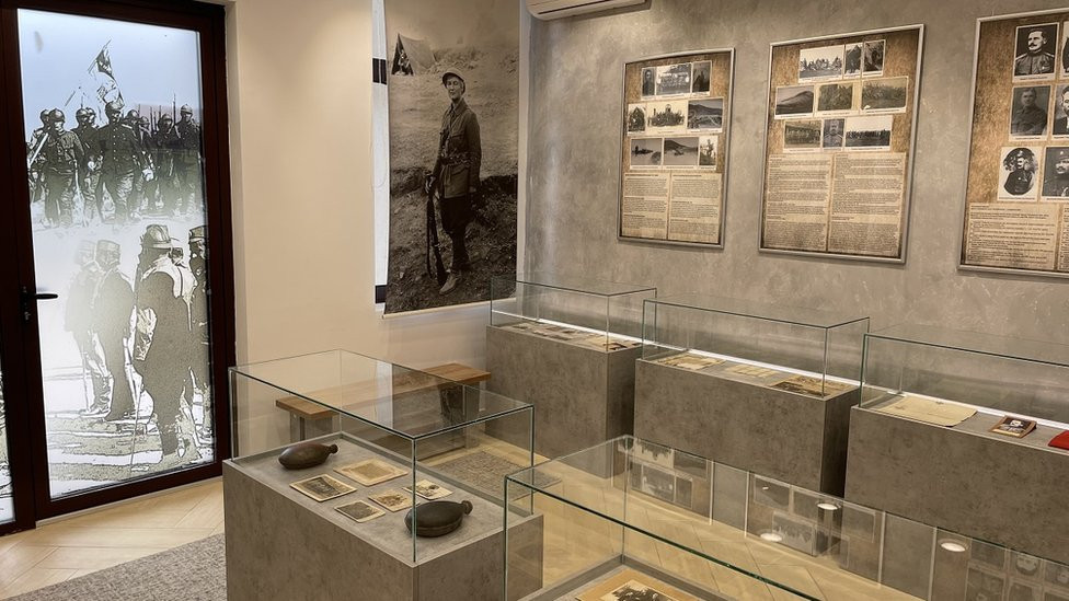 Spomen soba Gvozdeni puk