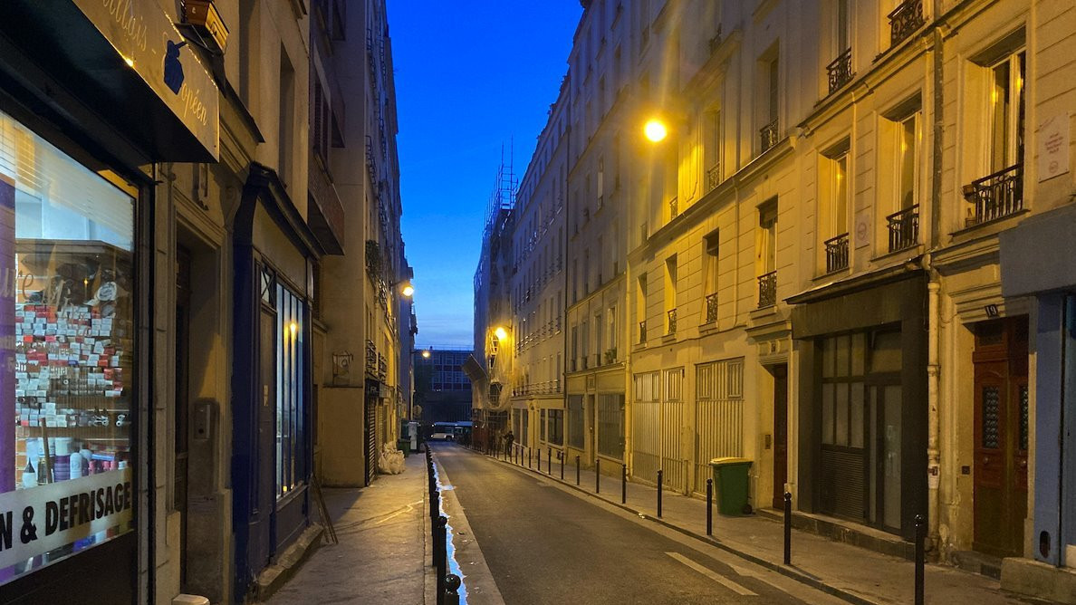 kišova ulica u Parizu, oktobar 2022