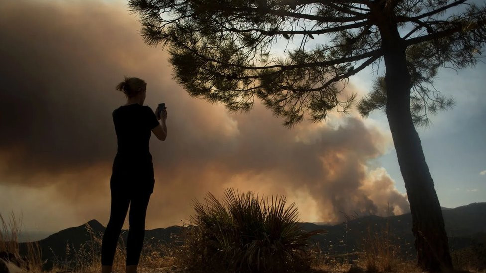 Klimatske promene sada su velika pretnja i pomažu da se objasni zašto je Sat toliko blizu ponoći