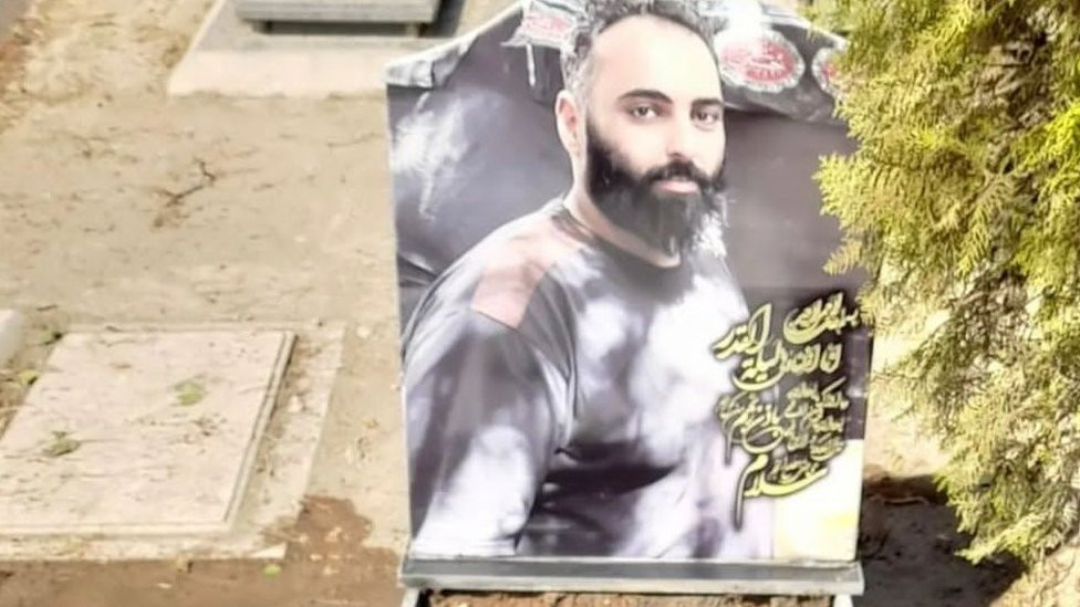 Milad Ostad-Hashem's grave