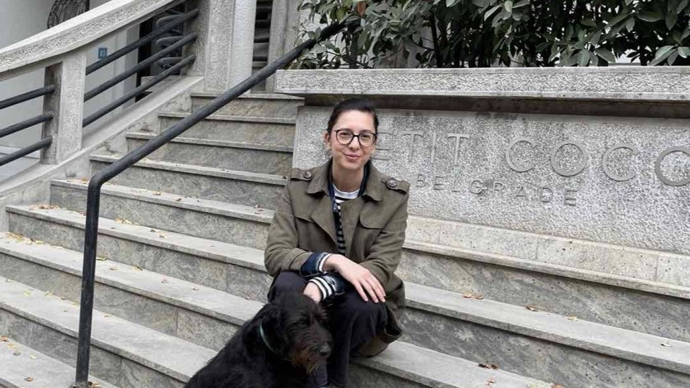 Dunja Božić sa mešankom Crnom