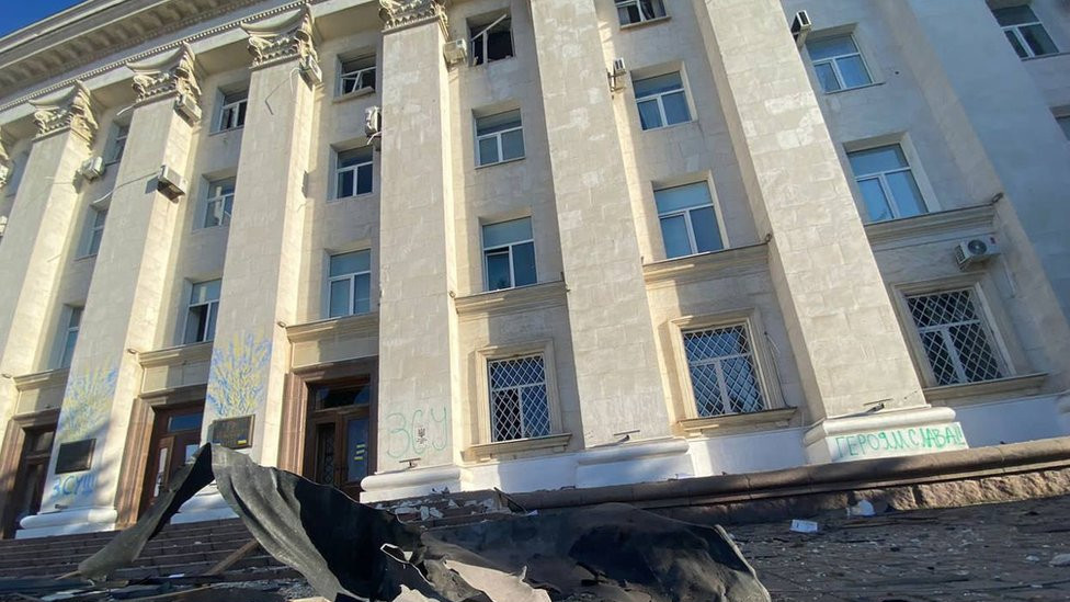 Administration building in the centre of Kherson damaged by shelling