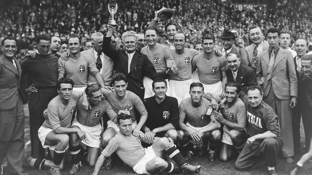 Italy celebrate winning the 1938 World Cup