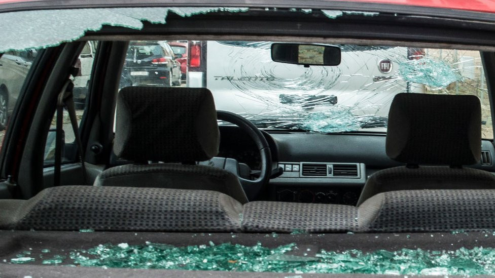 Car with the windows destroyed