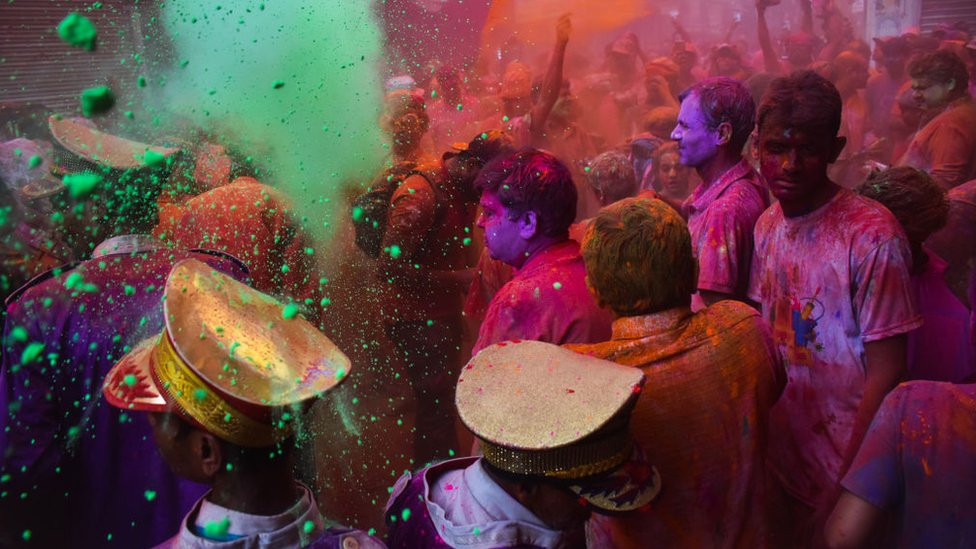 Holi, Indija