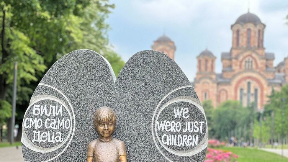 Spomenik nastradaloj deci u Tašmajdanskom parku