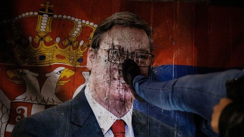 Vučič gaženje slike
