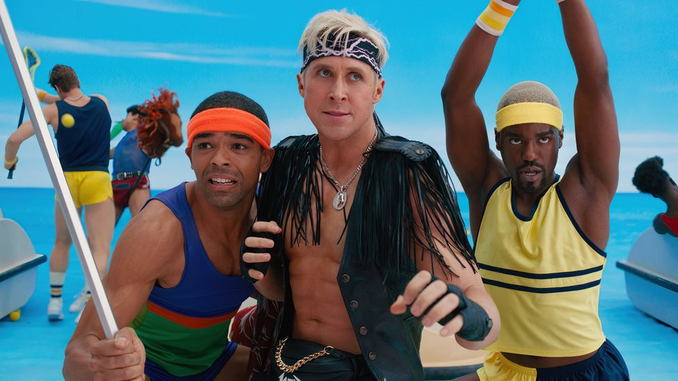 Preobilje Kenova: (sleva nadesno) Kingsli Ben-Adir, Rajan Gosling i Nkuti Gatva