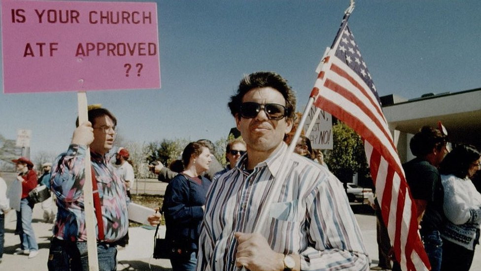Protest against the Waco siege in 1993