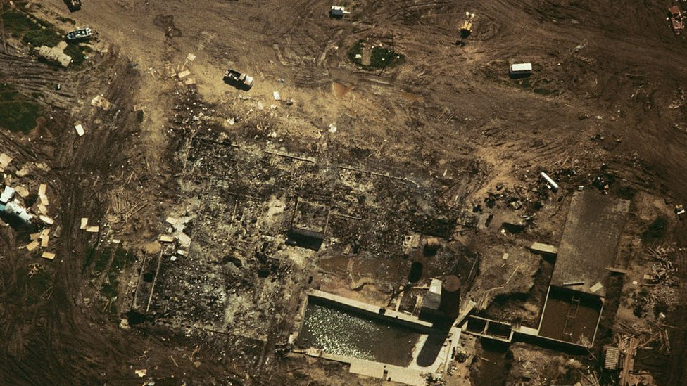 Mount Carmel, Waco, Texas.