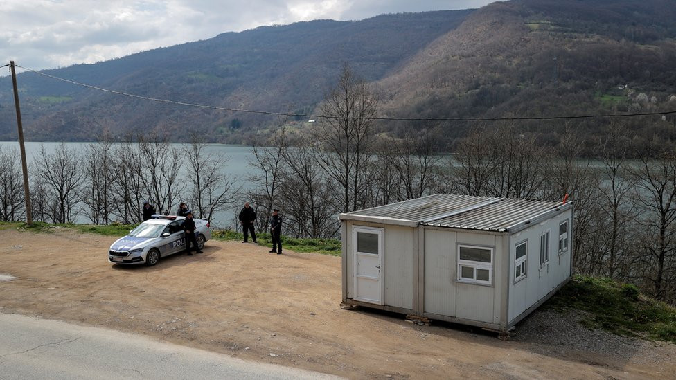 izbori, kosovo, kontejner