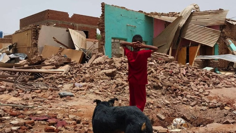 uništene kuće u Kartumu