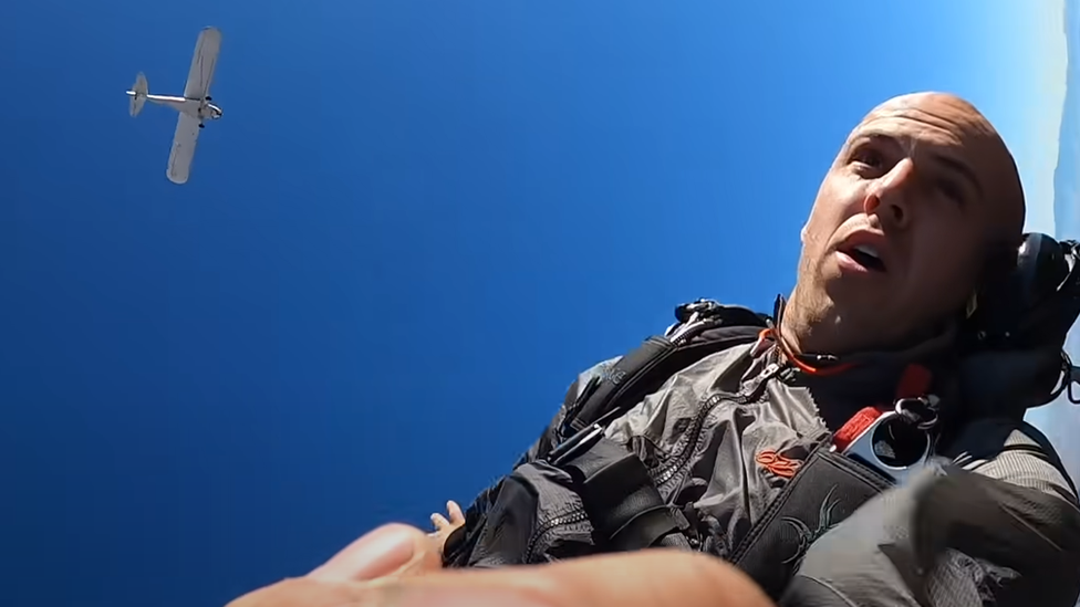 Trevor Džejkob, avion