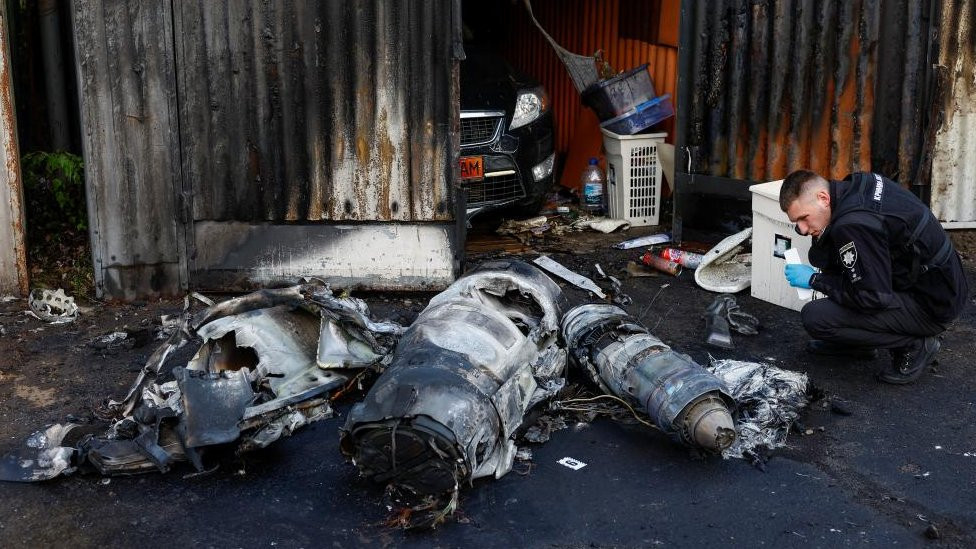 Ostaci ruske rakete koja je pala na Kijev