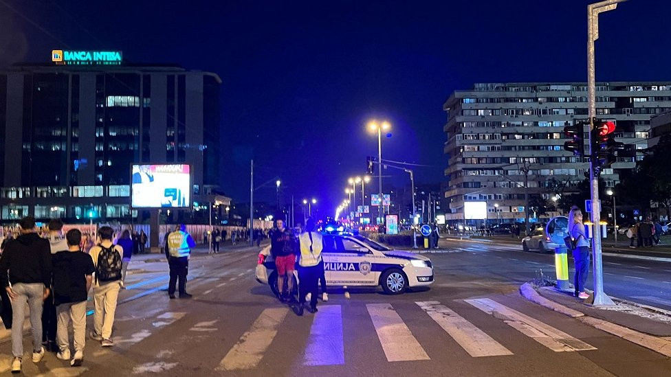 Blokirane ulice oko Brankovog mosta