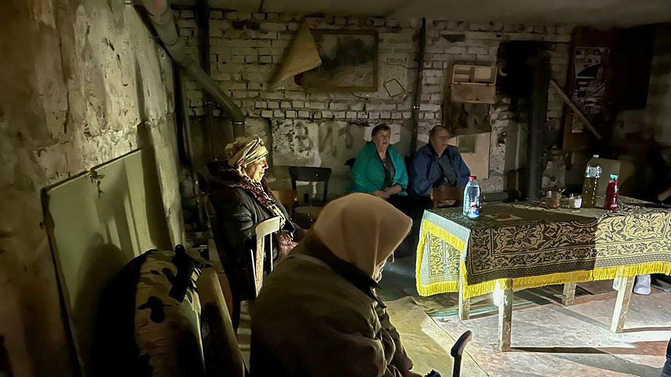 U skloništu tokom napada