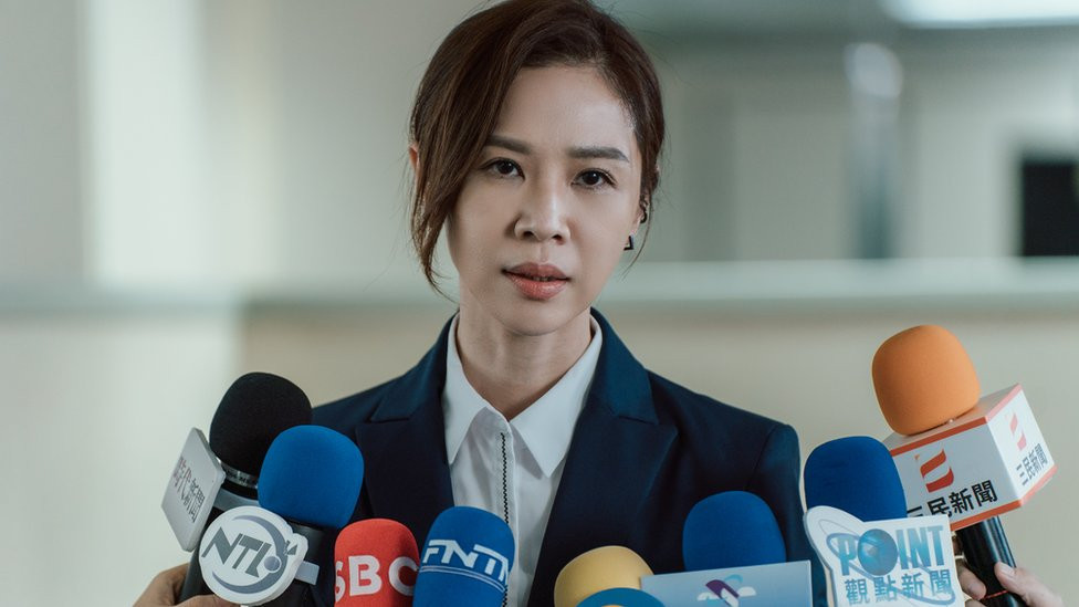 Glumica koja podržava optužbe mlađe članice njenog tima