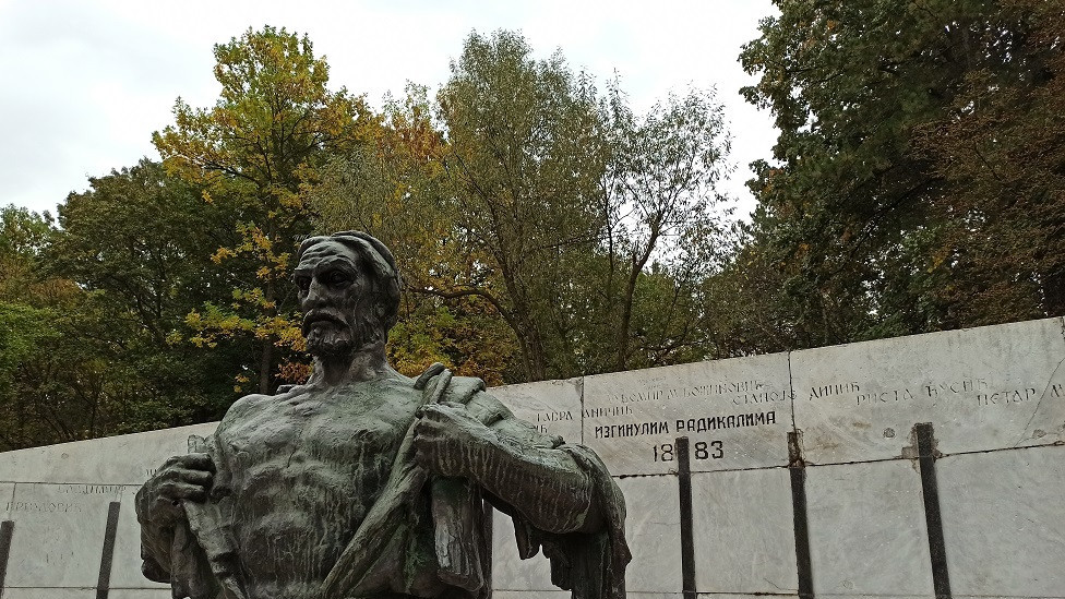 spomenik ljubi didiću