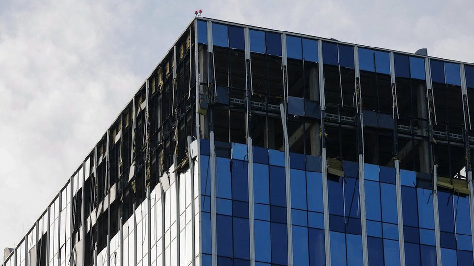 Oštećena poslovna zgrada u Moskvi