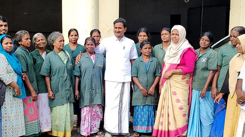 The women standing with the municipal chairman
